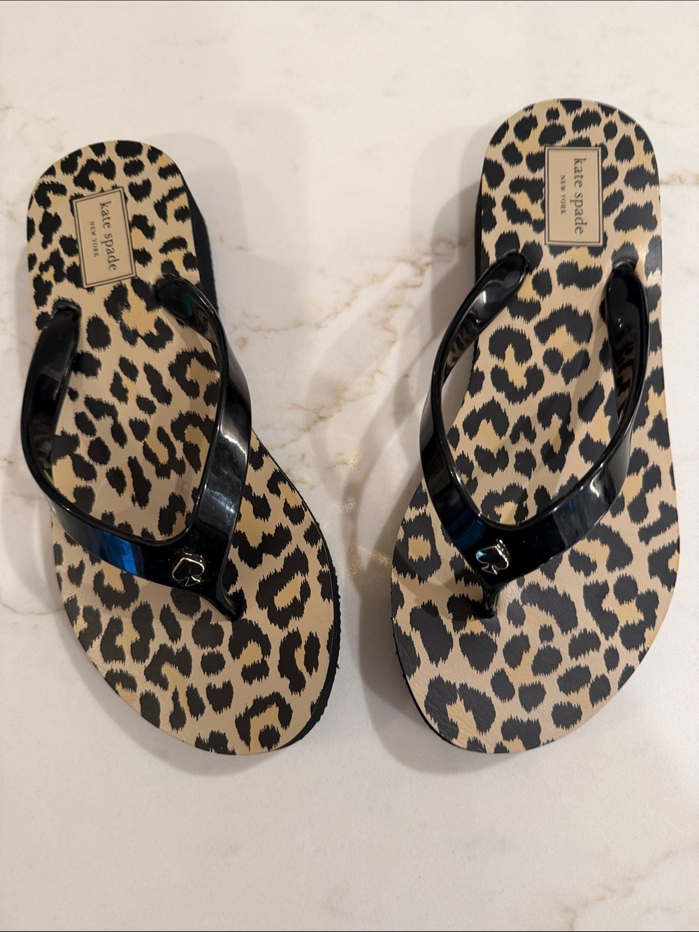 kate spade Leopard Print Jelly Flip Flops in Beige and Black